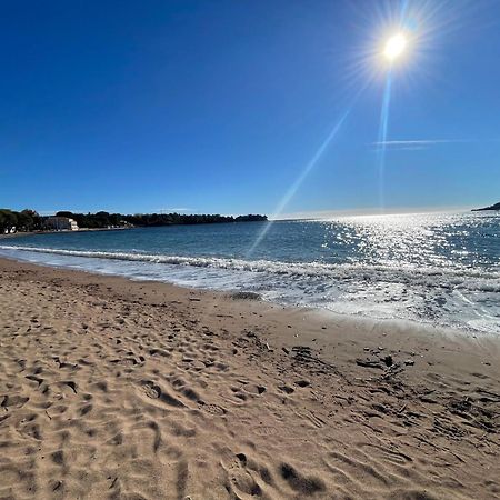 Village Cap Esterel, Piscine, Plage Saint-Raphaël 外观 照片