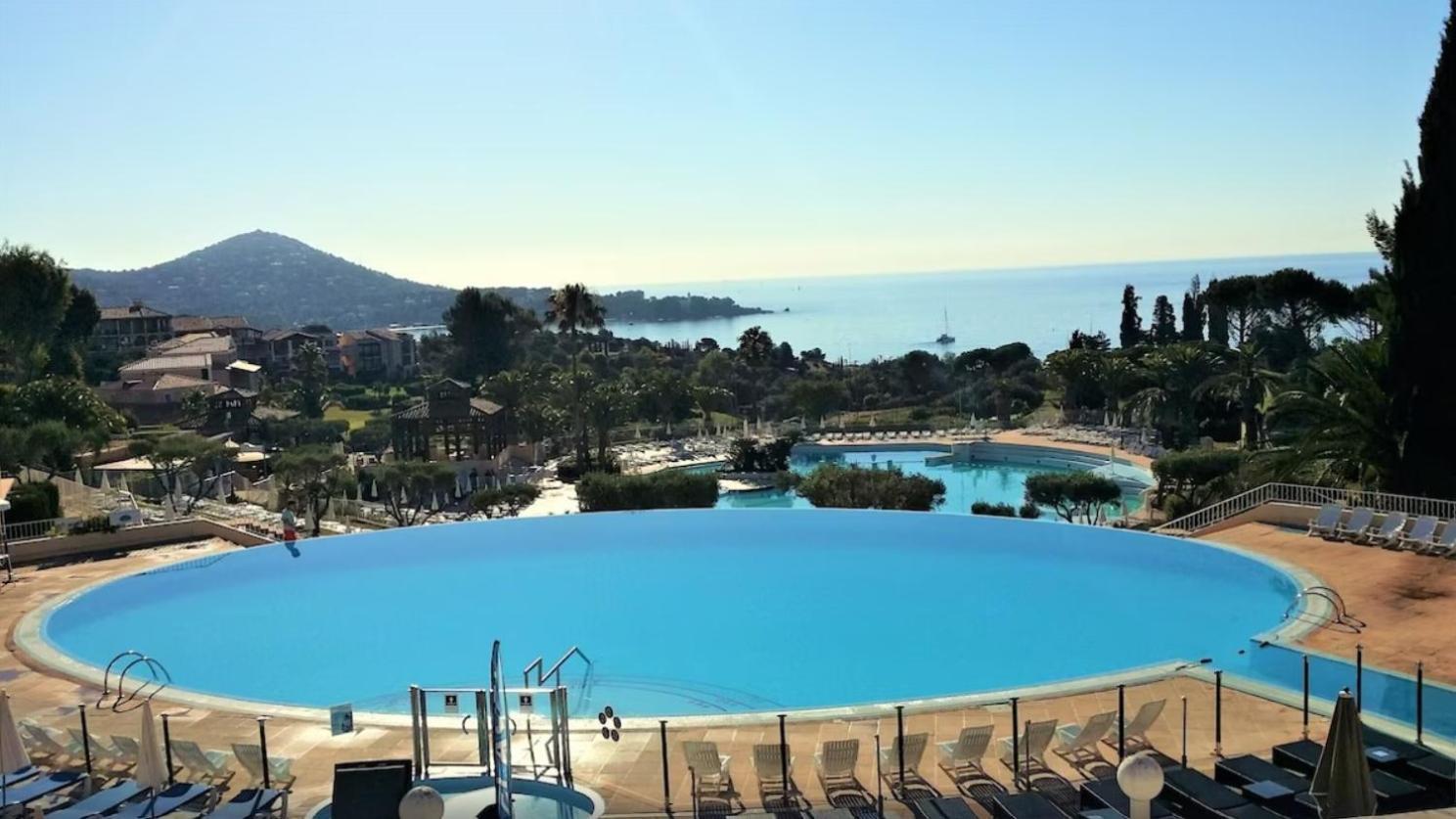 Village Cap Esterel, Piscine, Plage Saint-Raphaël 外观 照片