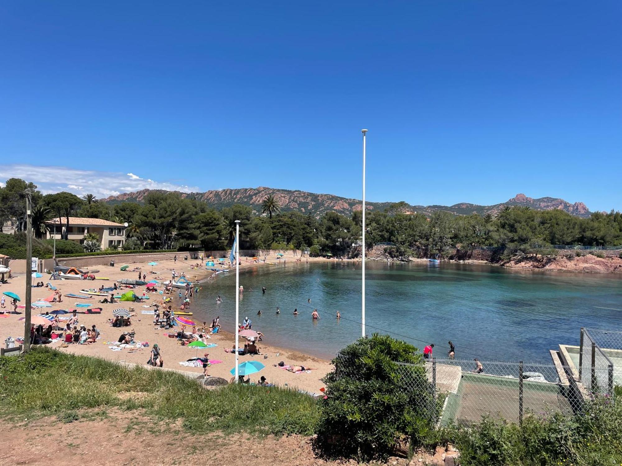 Village Cap Esterel, Piscine, Plage Saint-Raphaël 外观 照片