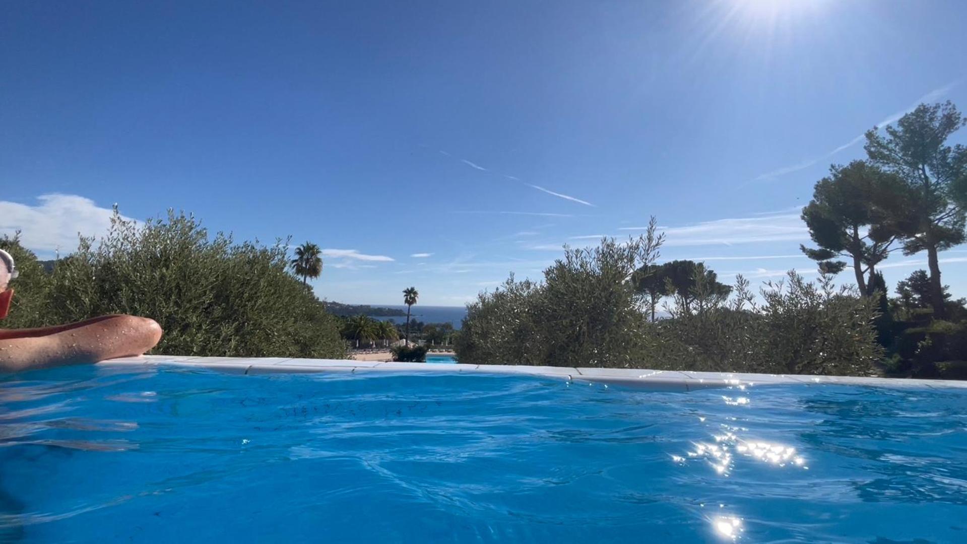Village Cap Esterel, Piscine, Plage Saint-Raphaël 外观 照片