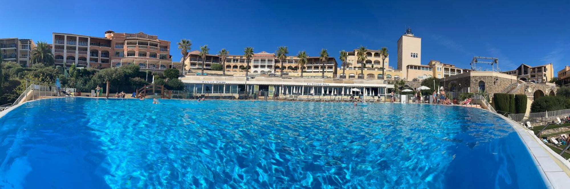 Village Cap Esterel, Piscine, Plage Saint-Raphaël 外观 照片